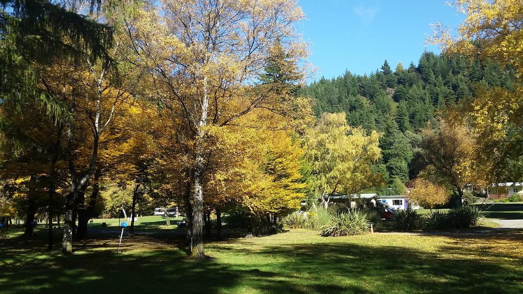 The Camp - Lake Hāwea Exterior photo